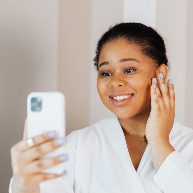woman taking selfie
